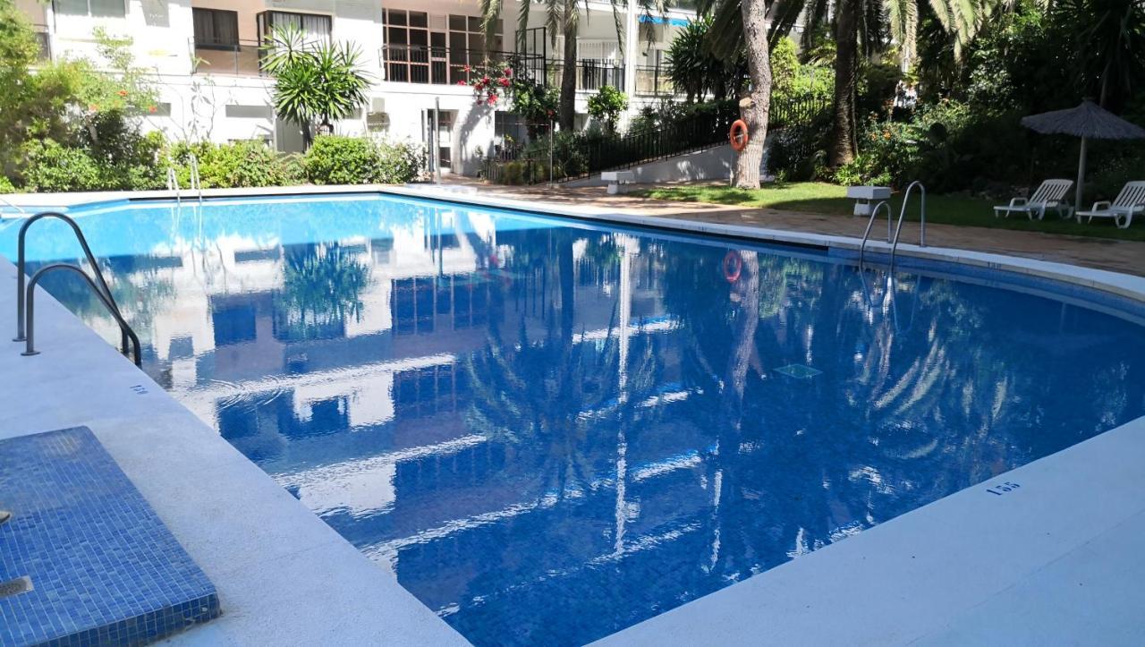 Skol 320C By Completely Marbella Apartment Luaran gambar