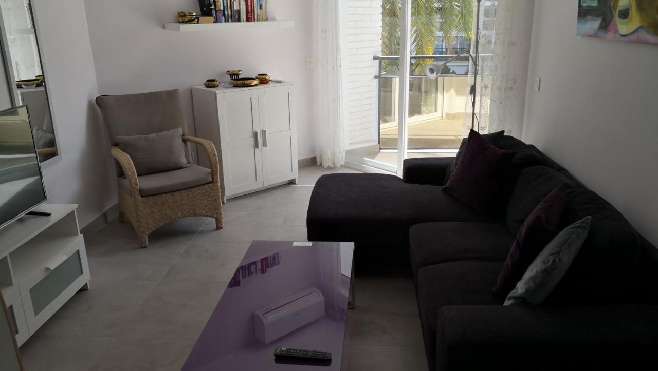 Skol 320C By Completely Marbella Apartment Luaran gambar